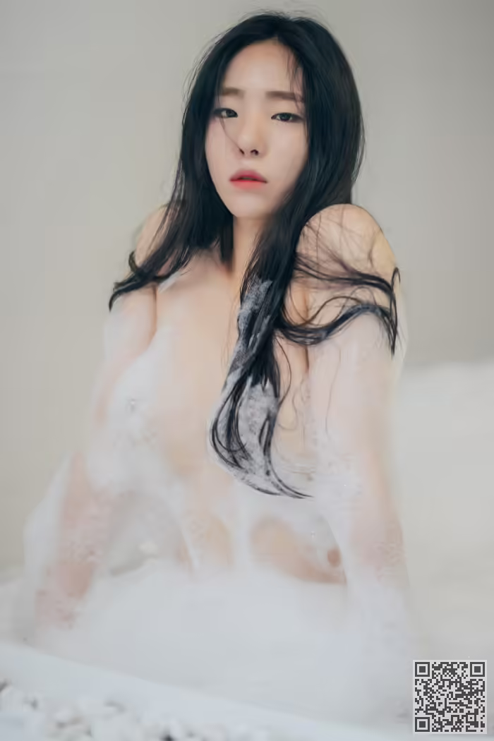 韩国美女、全裸、浴照