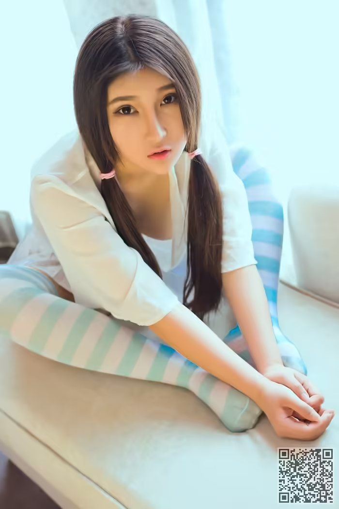 纯妹子、麻花辫、翘臀、私房秀