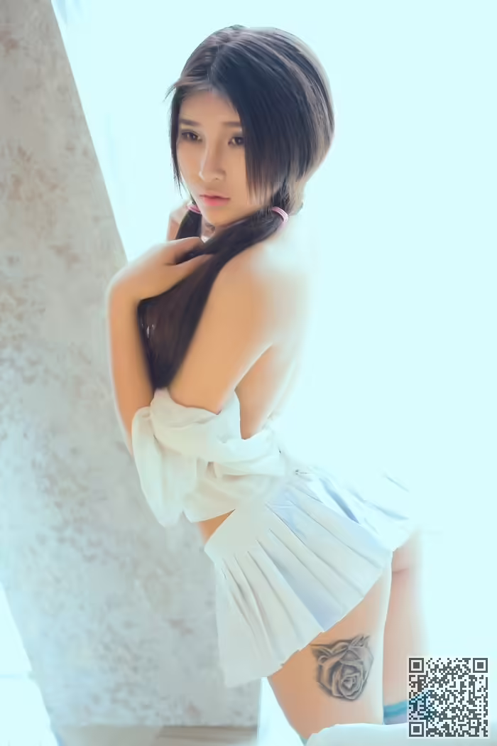 纯妹子、麻花辫、翘臀、私房秀