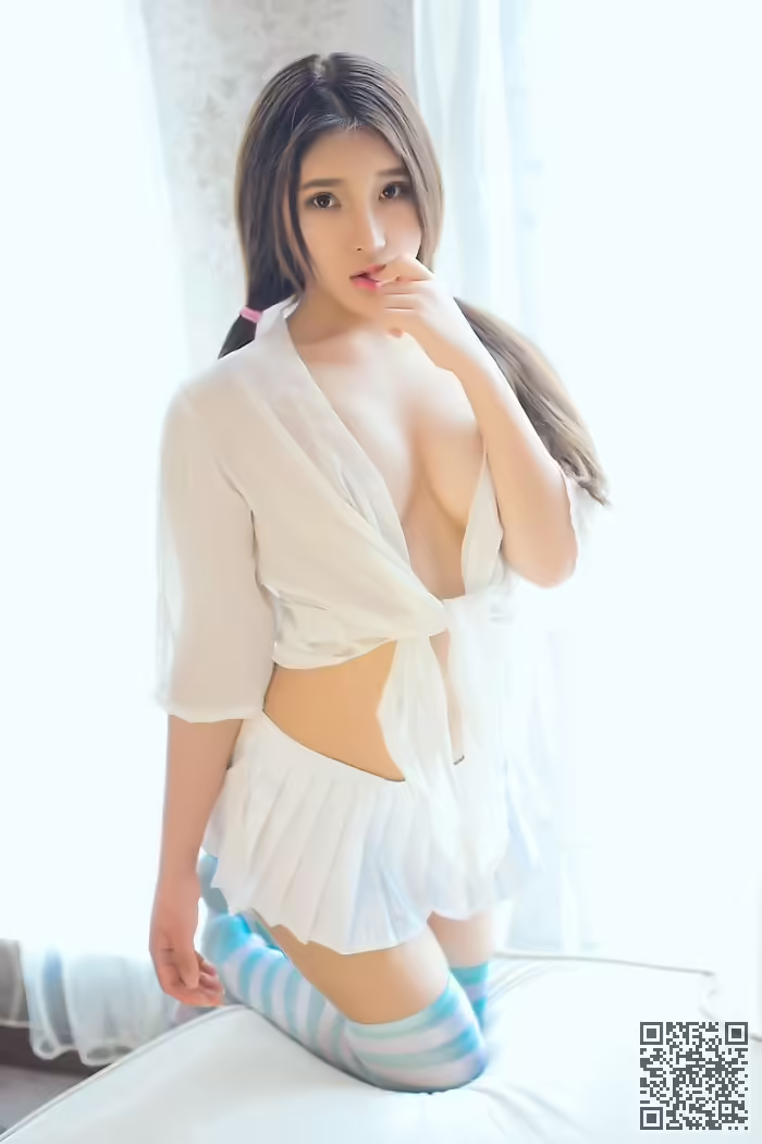 纯妹子、麻花辫、翘臀、私房秀