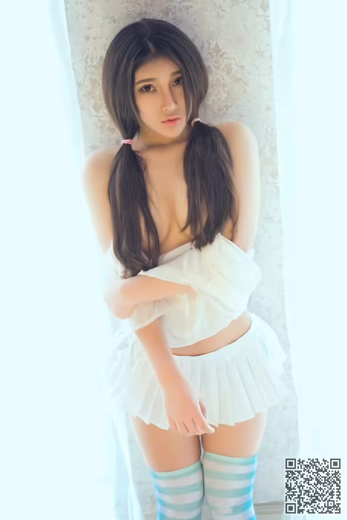 纯妹子、麻花辫、翘臀、私房秀