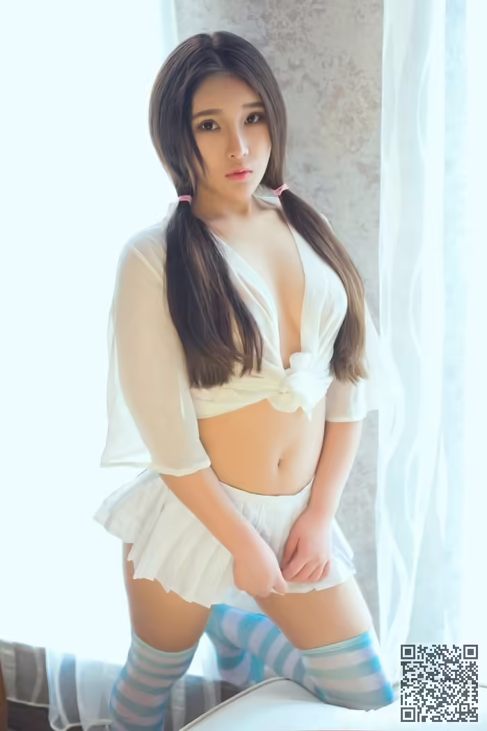 纯妹子、麻花辫、翘臀、私房秀