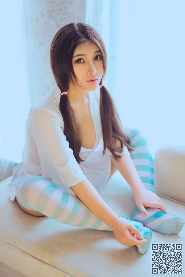 纯妹子、麻花辫、翘臀、私房秀