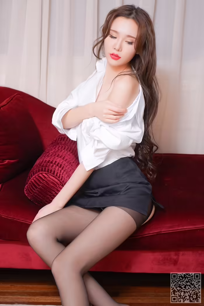 尤物、萌琪琪、丝袜、制服