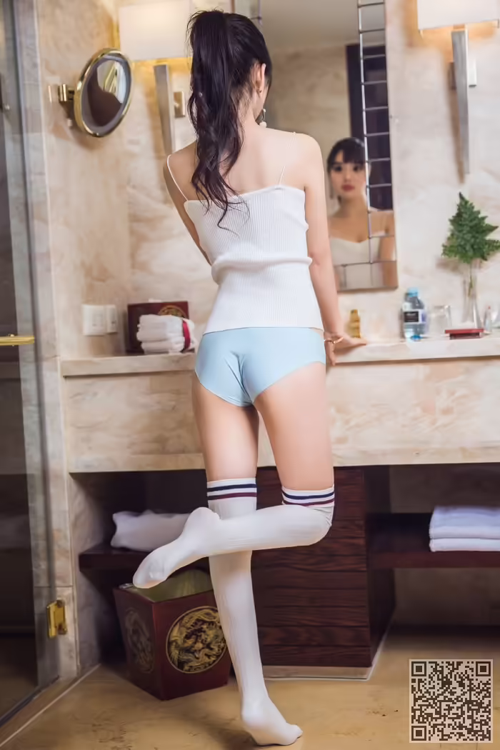 少女、周熙妍、湿身诱惑