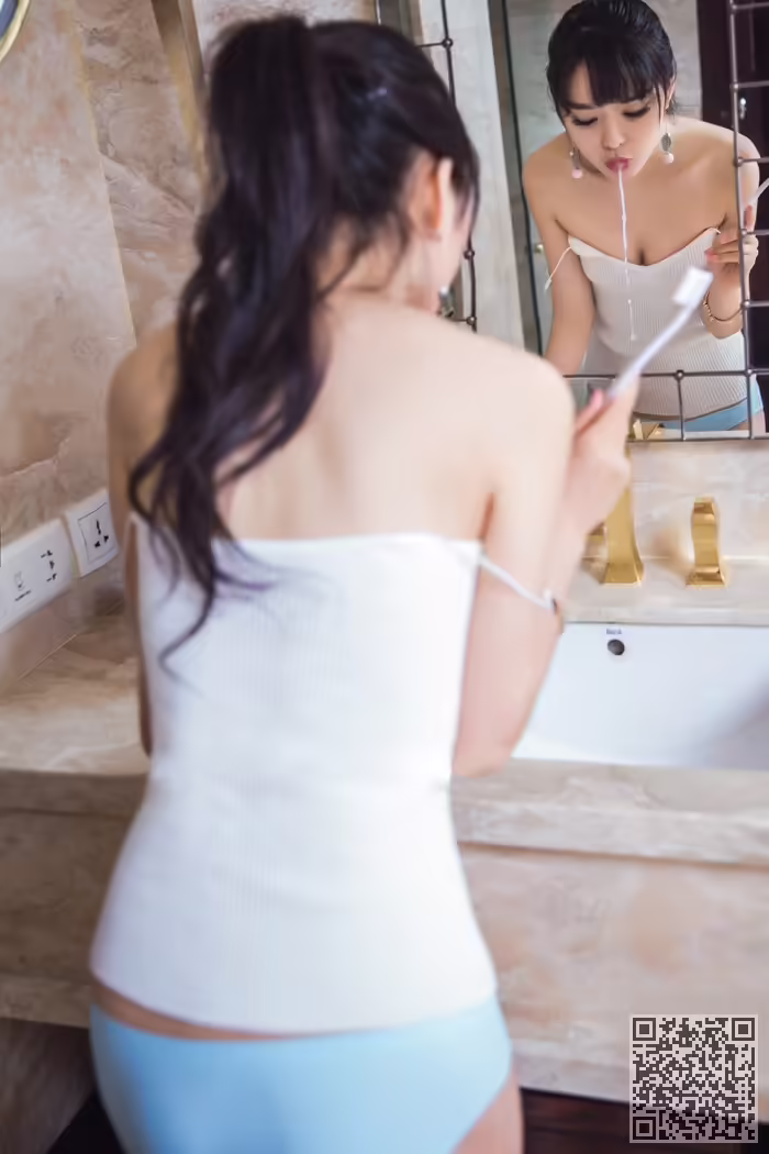 少女、周熙妍、湿身诱惑