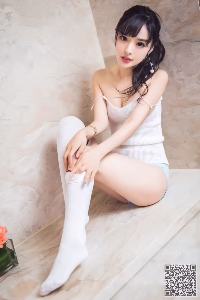 少女、周熙妍、湿身诱惑