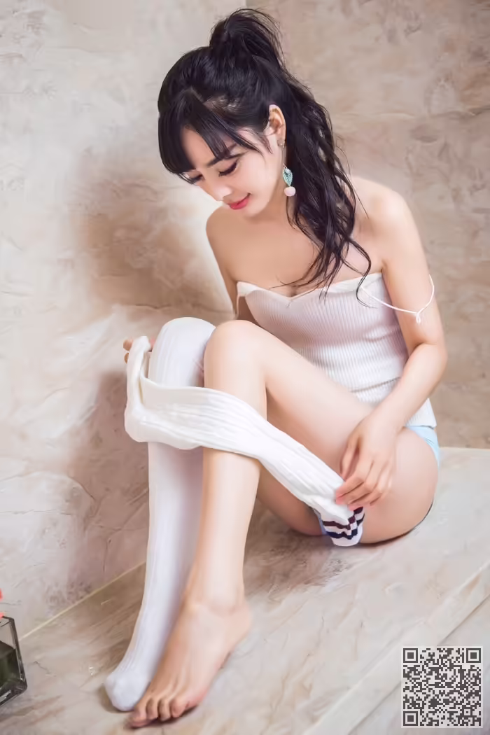 少女、周熙妍、湿身诱惑