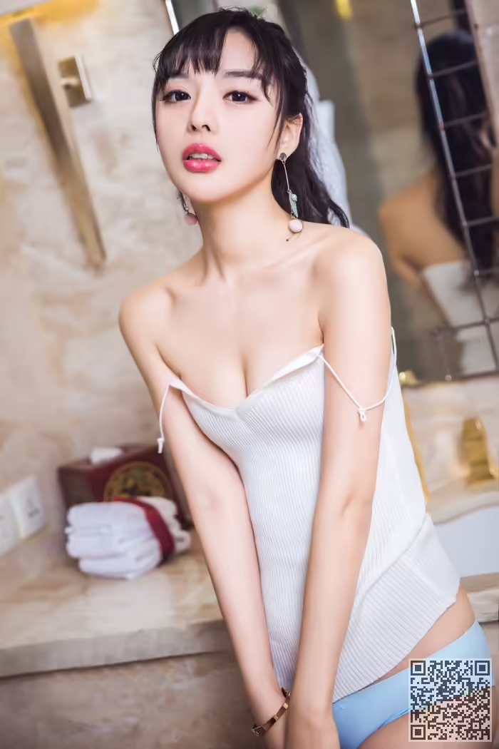 少女、周熙妍、湿身诱惑