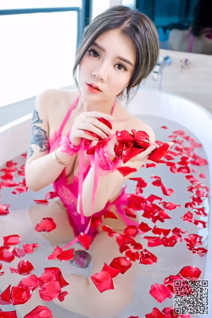 少妇、爱丽莎、湿身诱惑