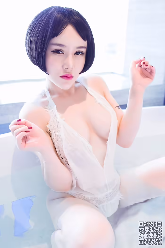 大胸妹、佑熙、情趣、湿身诱惑