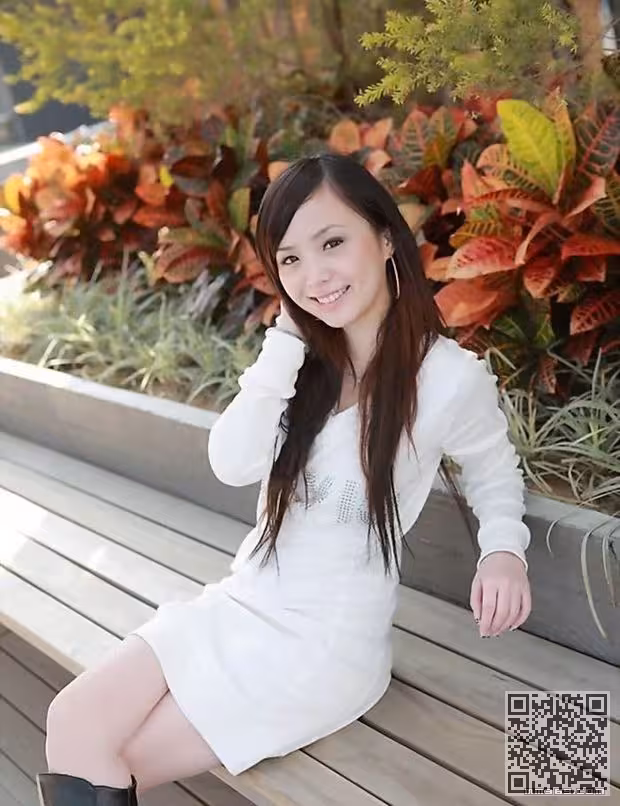 绝色长发美女清新写真