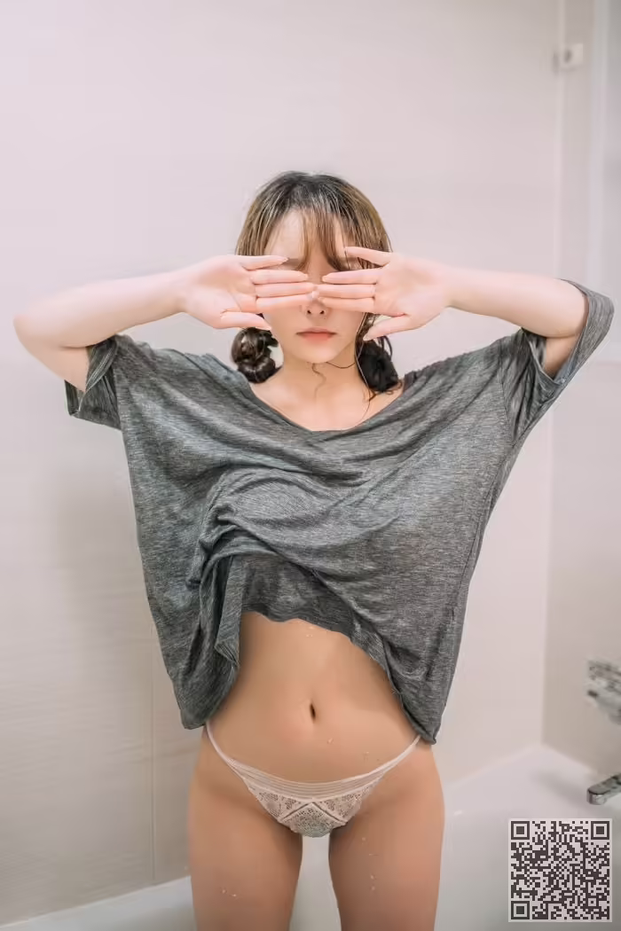 人妻、柳侑绮、湿身