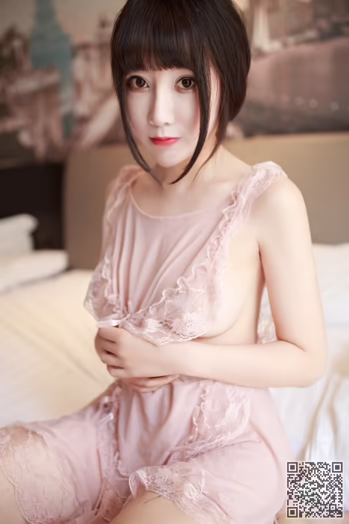 夏笑笑、豪乳、翘臀