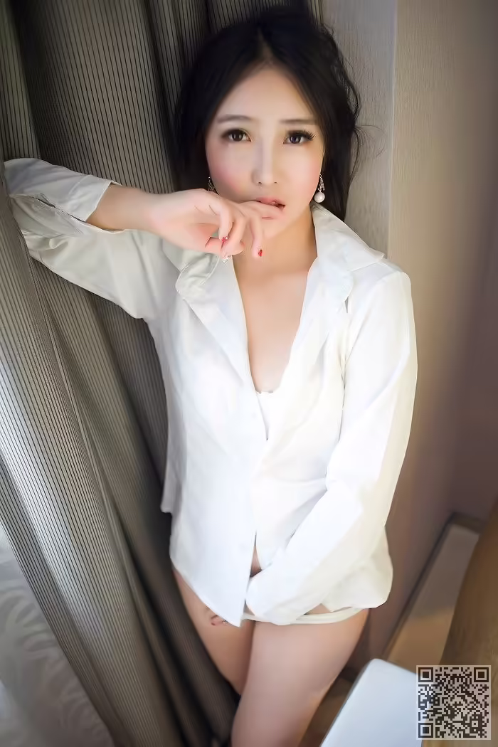 大胸妹、艾弥、丰乳肥臀