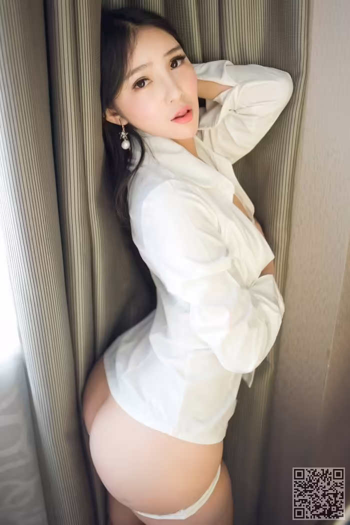 大胸妹、艾弥、丰乳肥臀