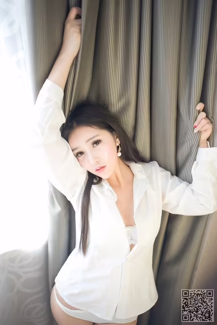 大胸妹、艾弥、丰乳肥臀