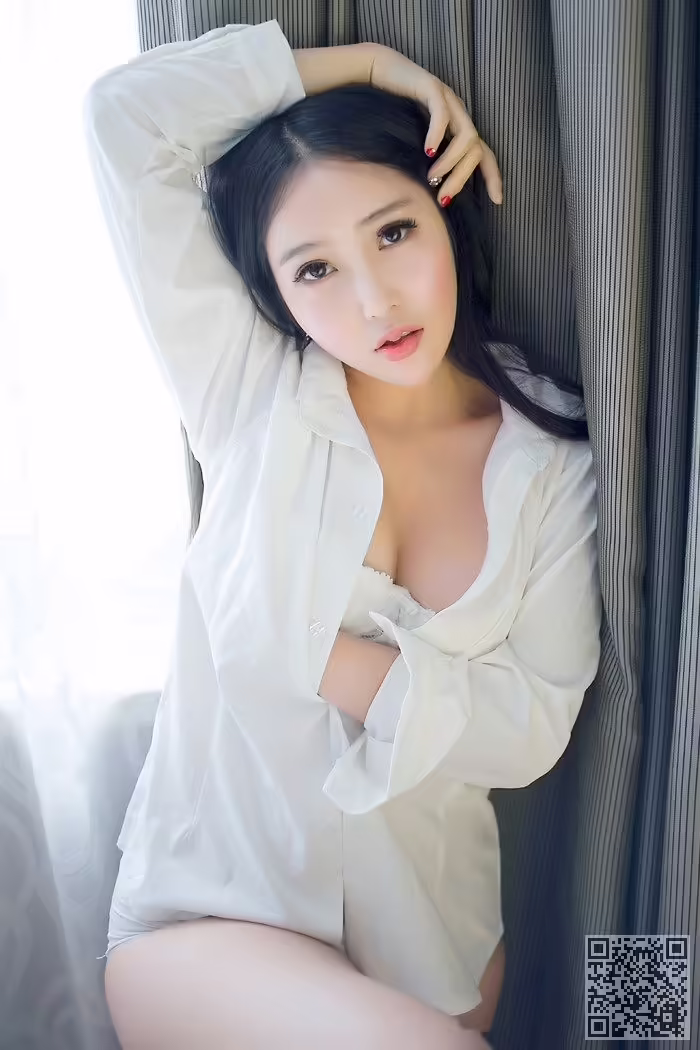 大胸妹、艾弥、丰乳肥臀