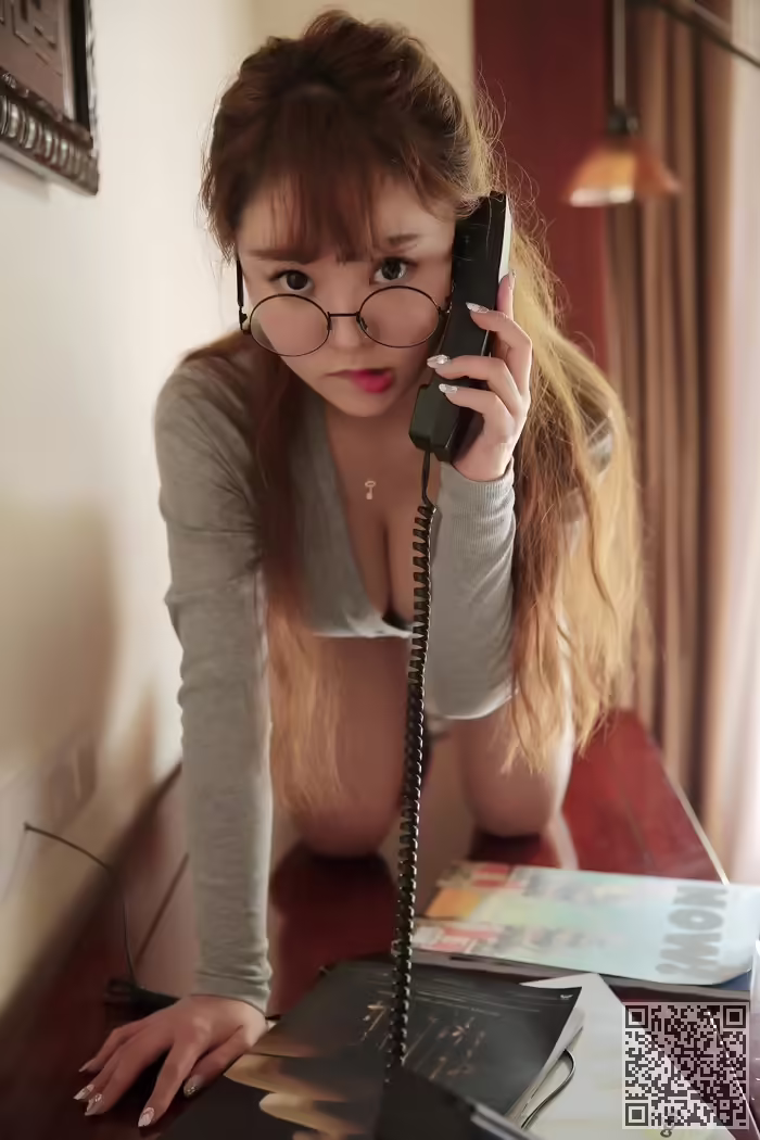 童颜巨乳、柳侑绮、大尺度