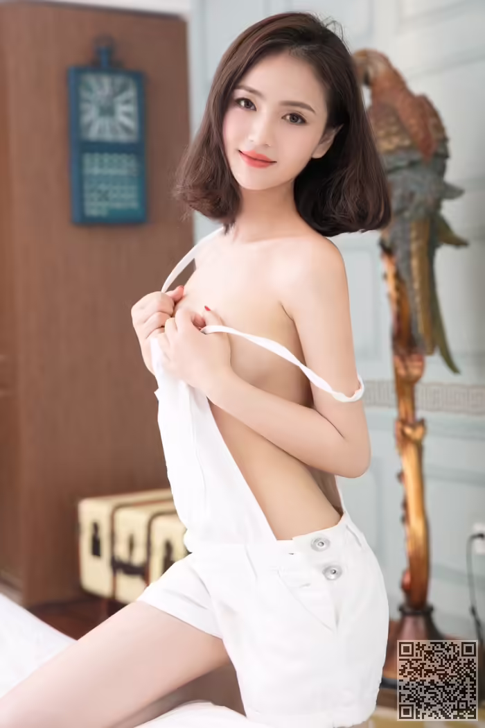 美女、冰心、性感内衣
