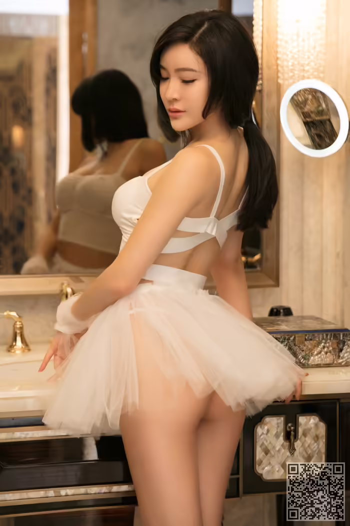 少妇、何晨曦、双峰