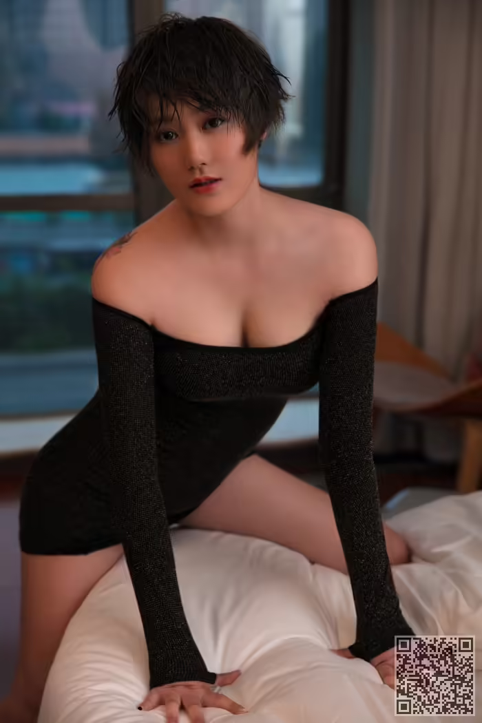 嫩模、瑶瑶、美胸、全裸
