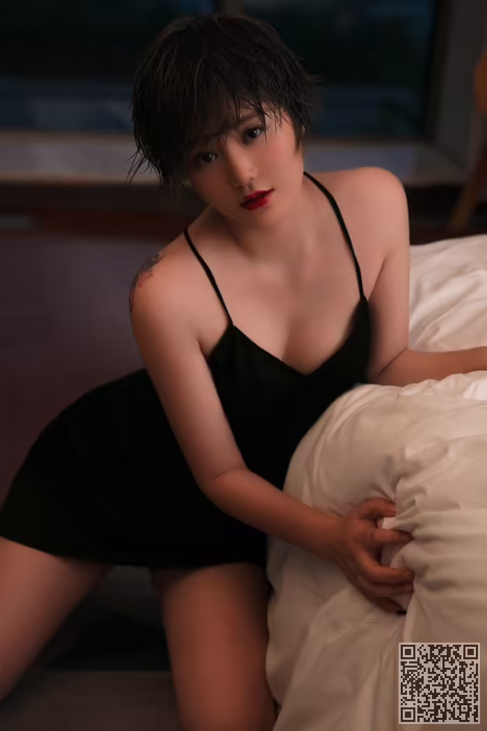 嫩模、瑶瑶、美胸、全裸