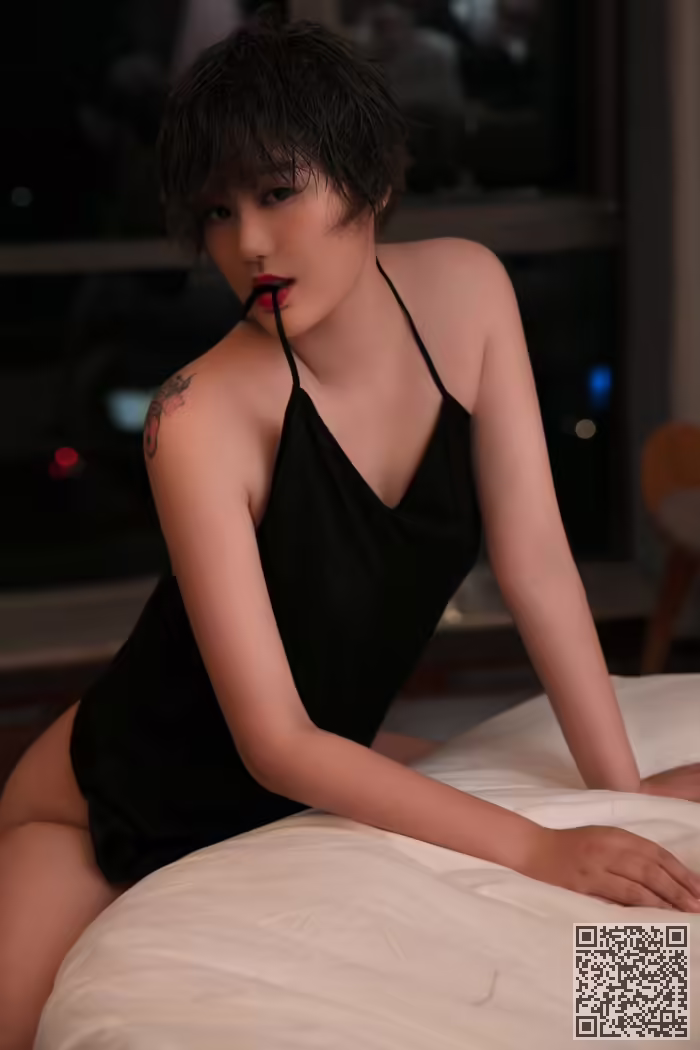 嫩模、瑶瑶、美胸、全裸
