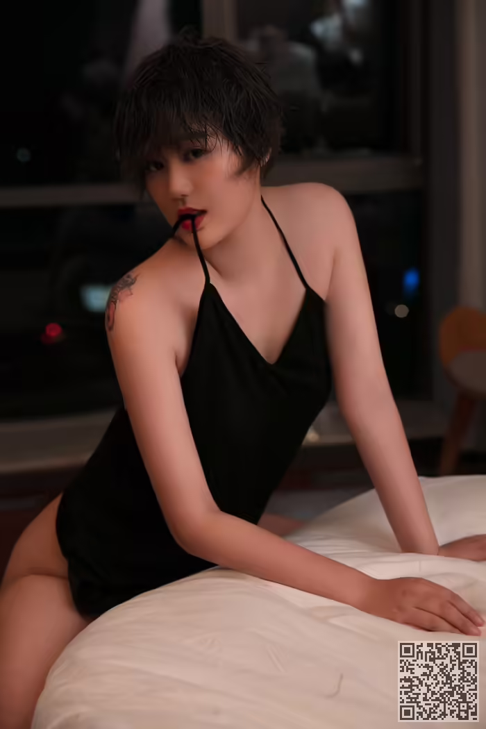嫩模、瑶瑶、美胸、全裸