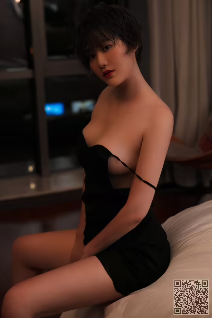 嫩模、瑶瑶、美胸、全裸