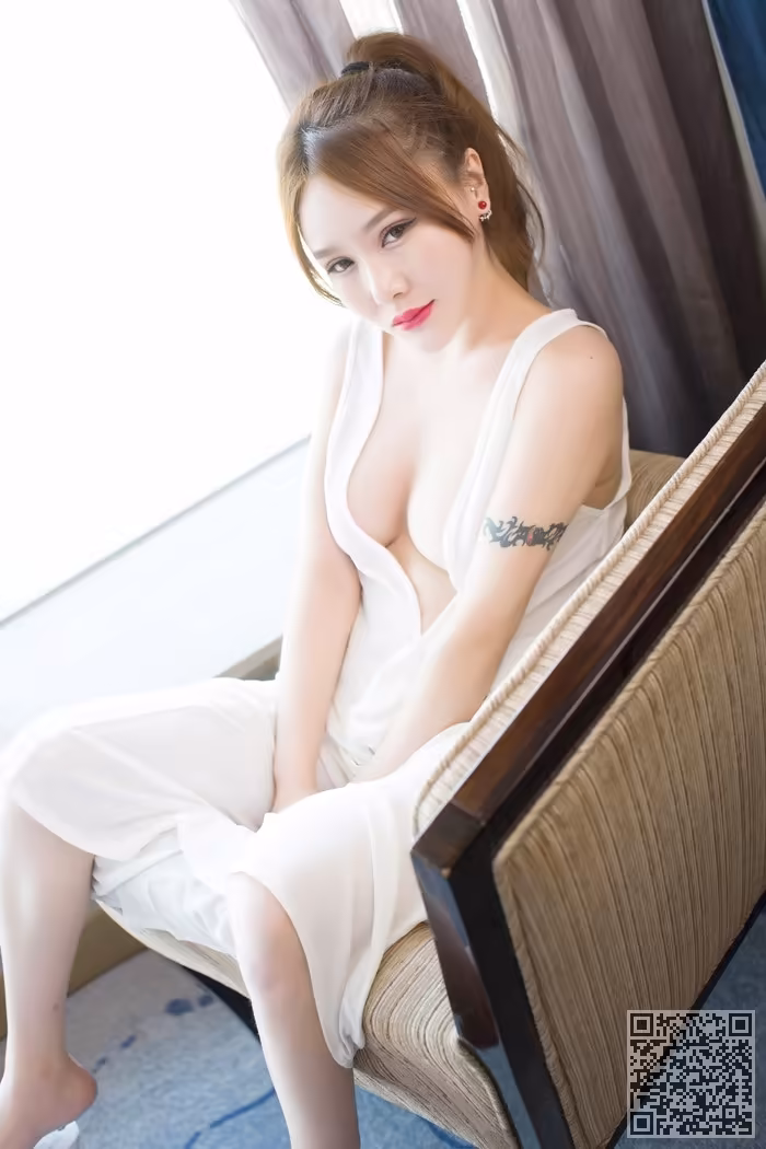 大胸妹、佑熙、双峰