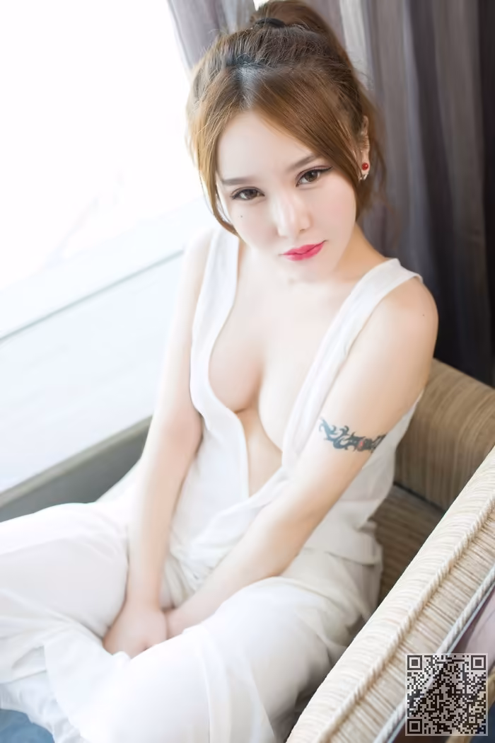 大胸妹、佑熙、双峰