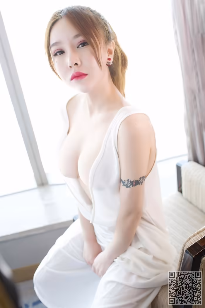 大胸妹、佑熙、双峰