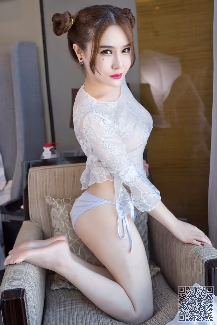 大胸妹、佑熙、双峰