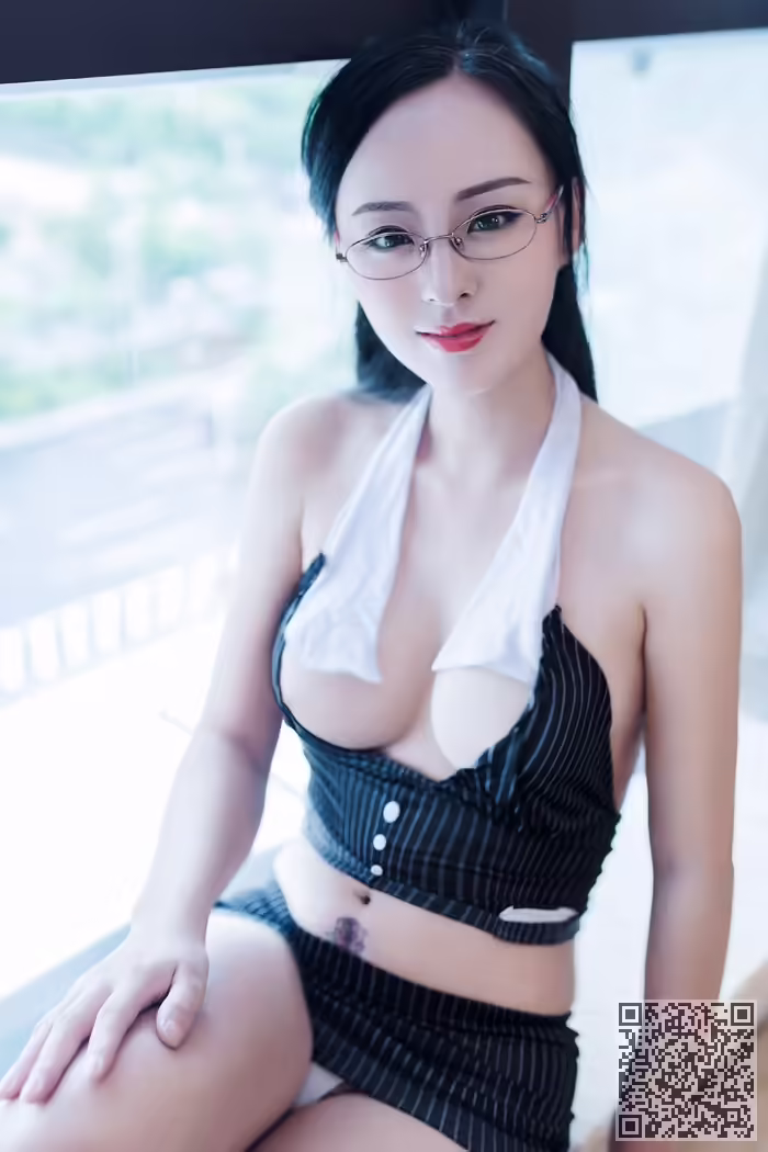 黑丝、御姐、巨乳、丰臀