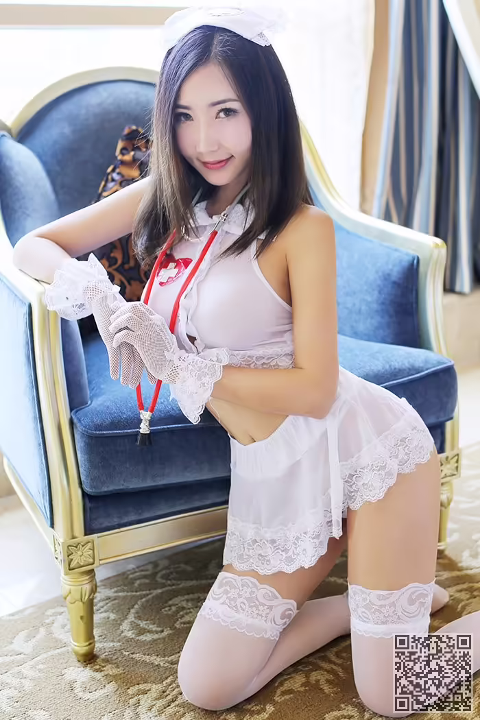 尤美、制服诱惑、欲火焚身