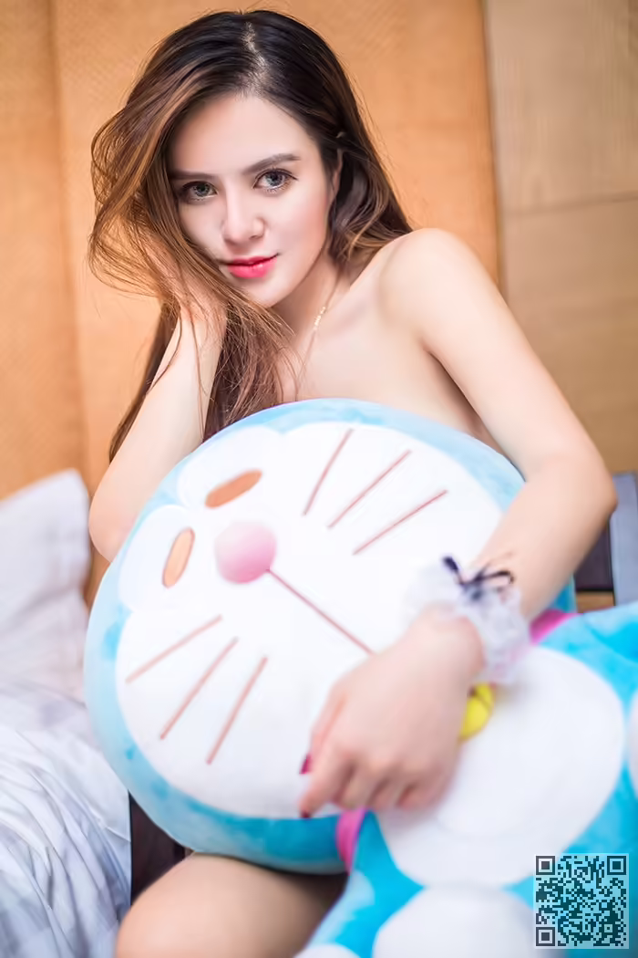 学妹、全裸、美体