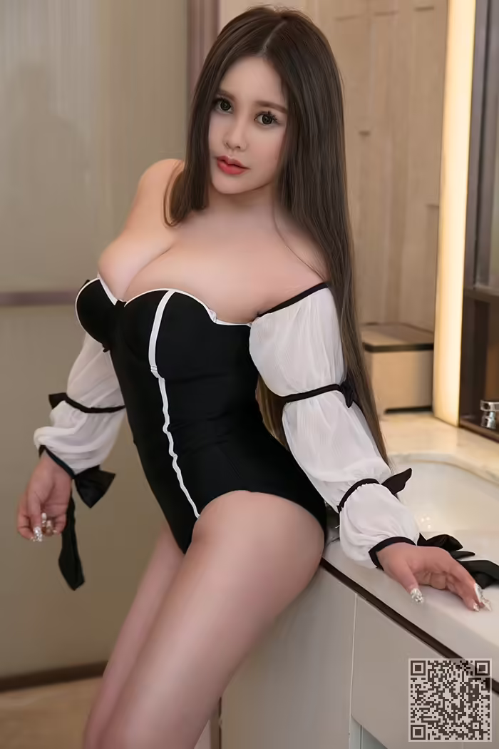 巨乳、嫩模、倪诗茵