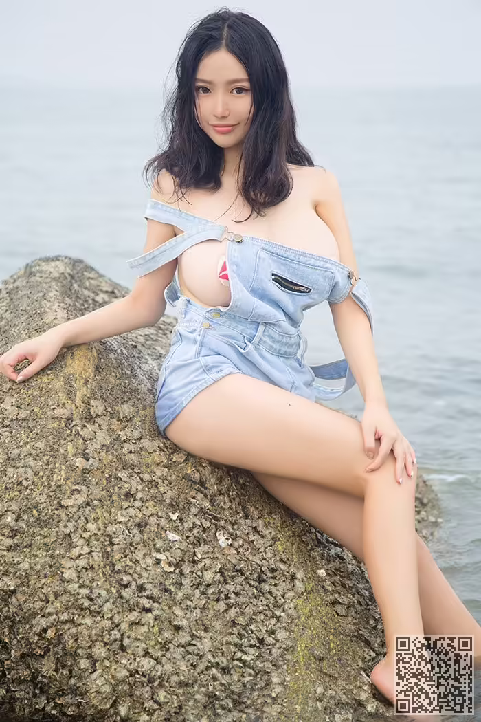 尤物、撩衣、露乳