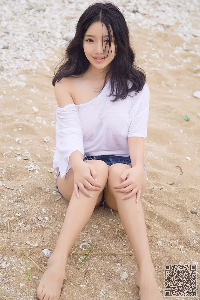 尤物、撩衣、露乳