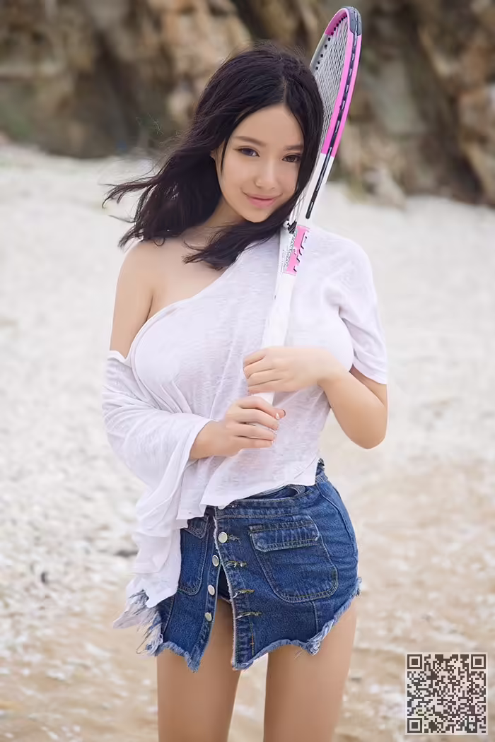 尤物、撩衣、露乳