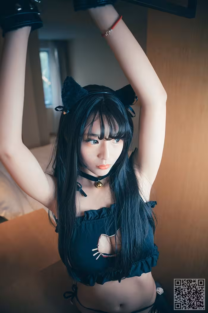 猫耳美眉童颜巨乳黑丝美腿诱惑足