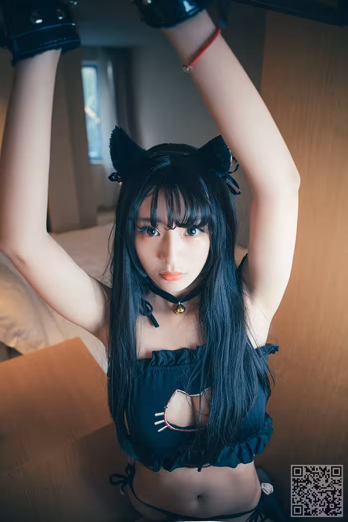 猫耳美眉童颜巨乳黑丝美腿诱惑足