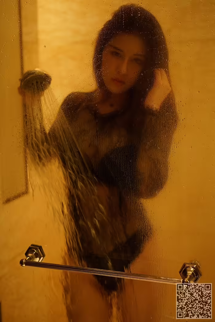 御姐、叶佳颐、湿身、豪乳、翘臀