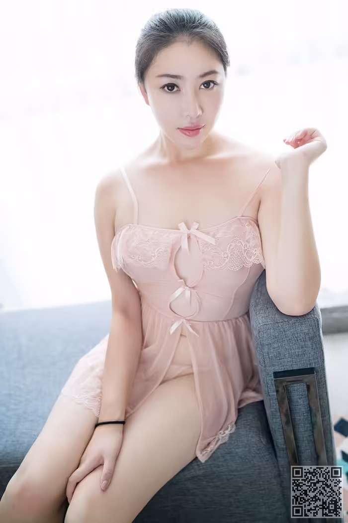 尤物、丰乳、肥臀