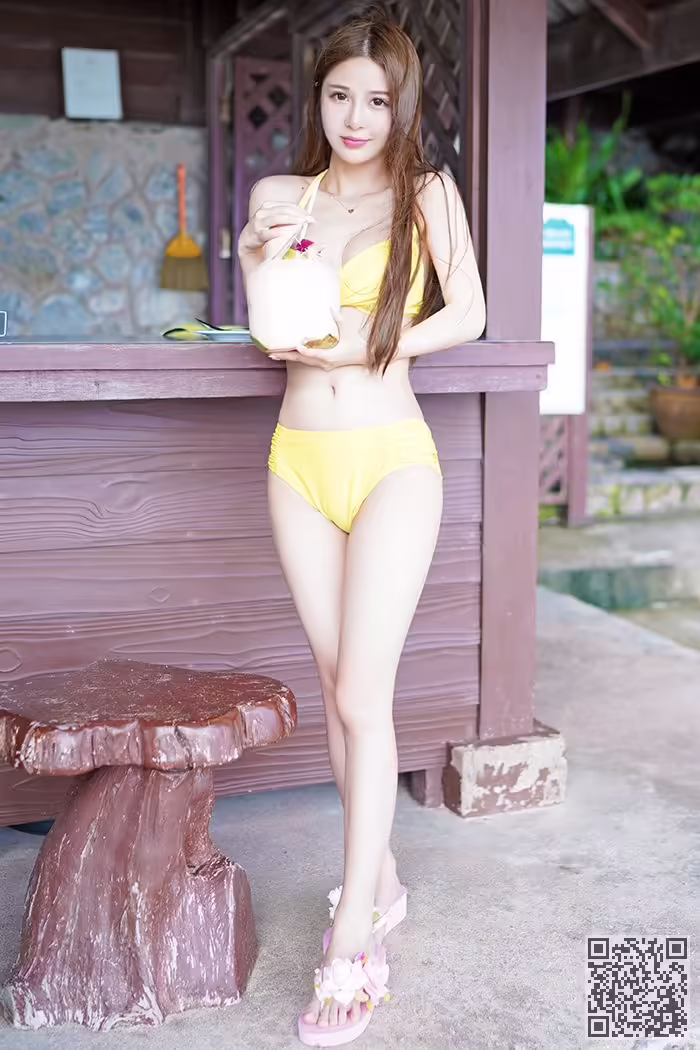 邻家女孩、张静燕、湿身