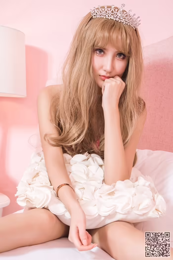 少妇、梁芮溪、翘臀、酥胸