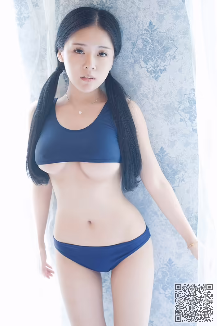 童颜巨乳、蕾丝、连体衣