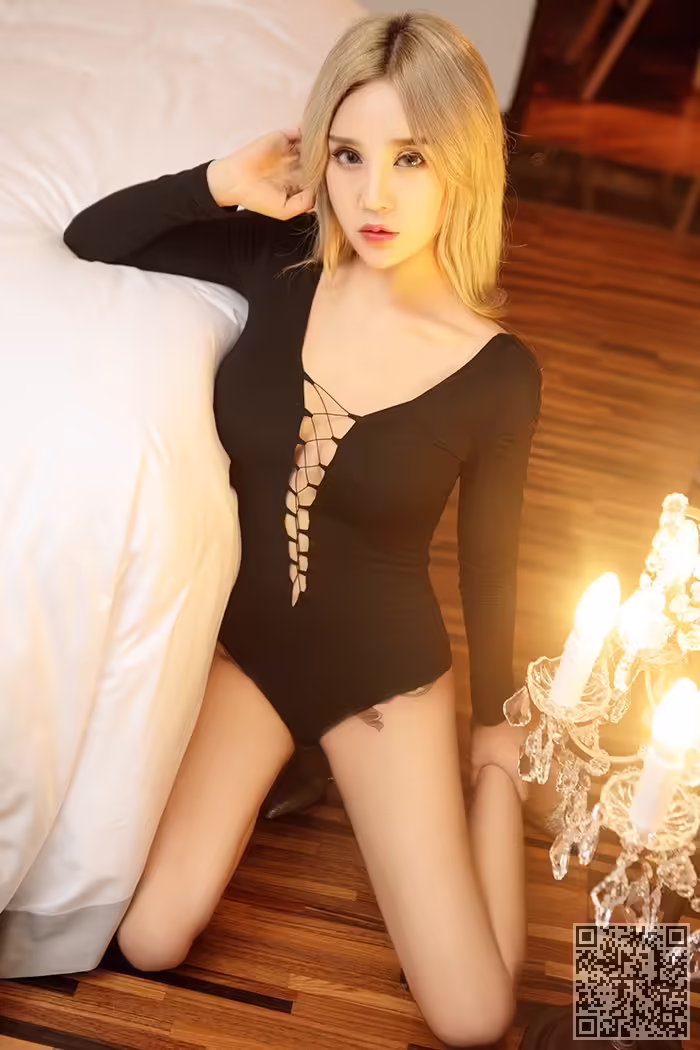 爆乳、尤物、美艳
