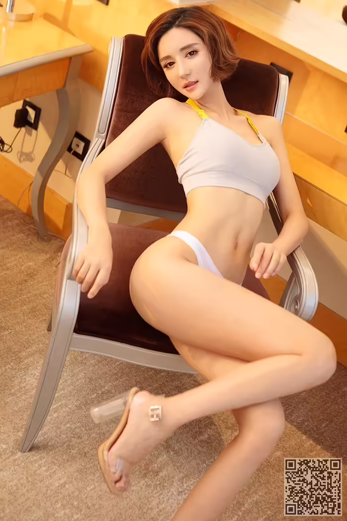 尤女郎、伊莉娜、爆乳